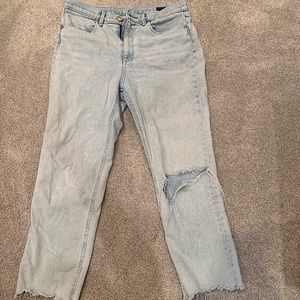 Rag & Bone light washed girlfriend jeans
